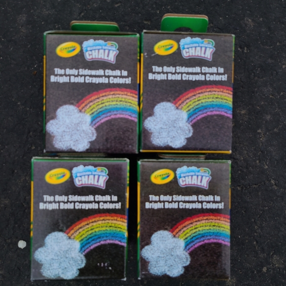 Crayola Washable 16 Sidewalk Chalk Lot of 4 Boxes - Picture 3 of 5